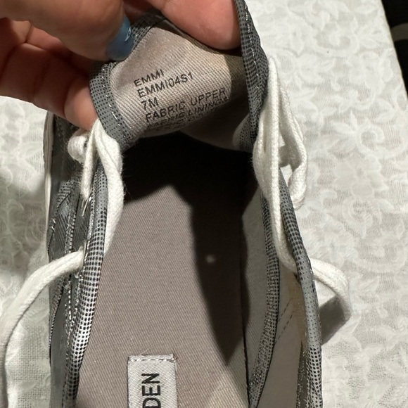 Steve Madden Womens Emmi Platform Camouflage Lace Up Gray Sneaker ShoesSize 7 - Picture 7 of 7